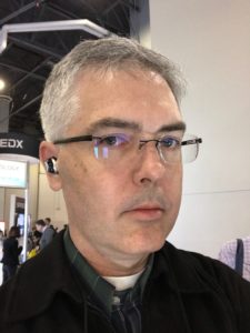 CES2017_IQbuds2